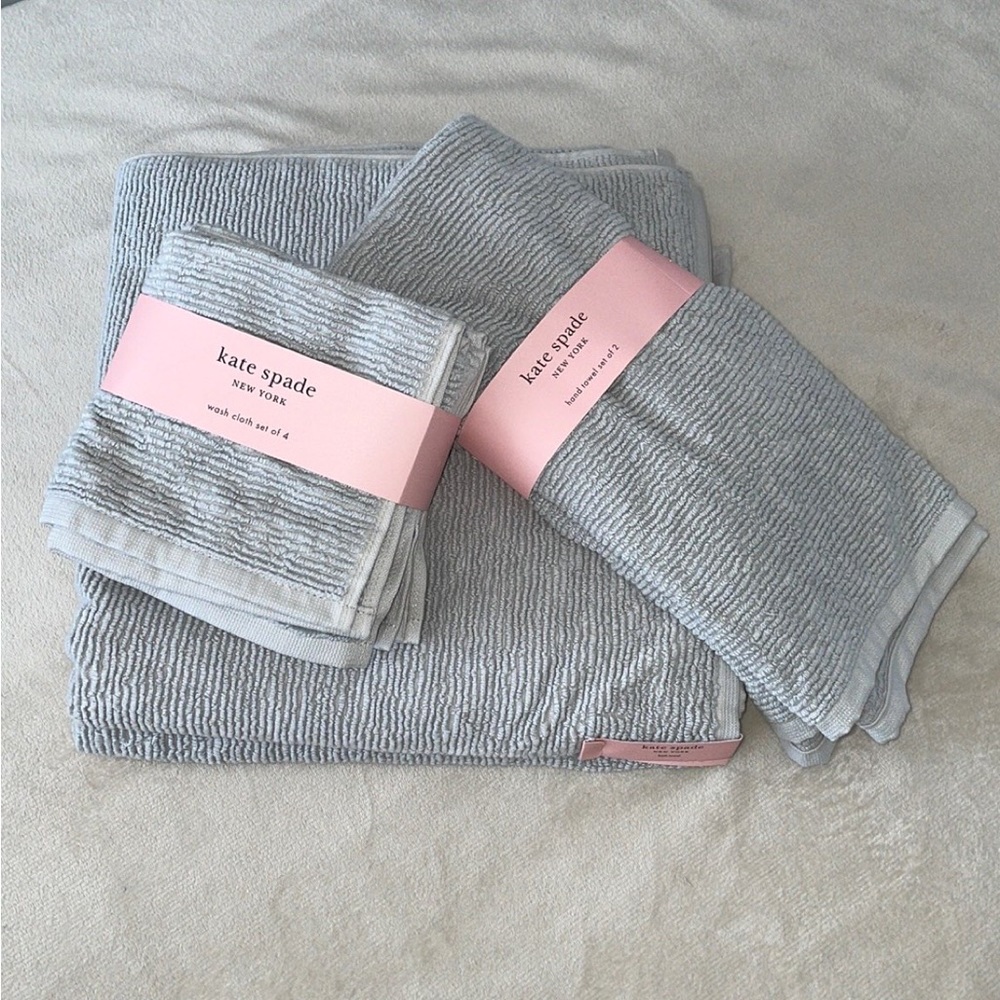 Kate Spade Light Gray Ribbed Bath Towels Set